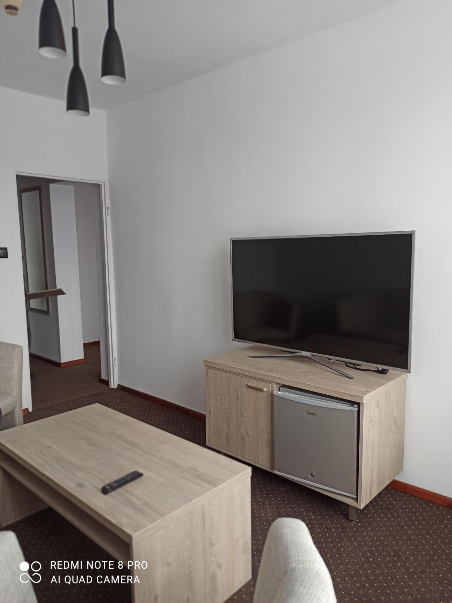 Hotel Odr Sulechów Kültér fotó