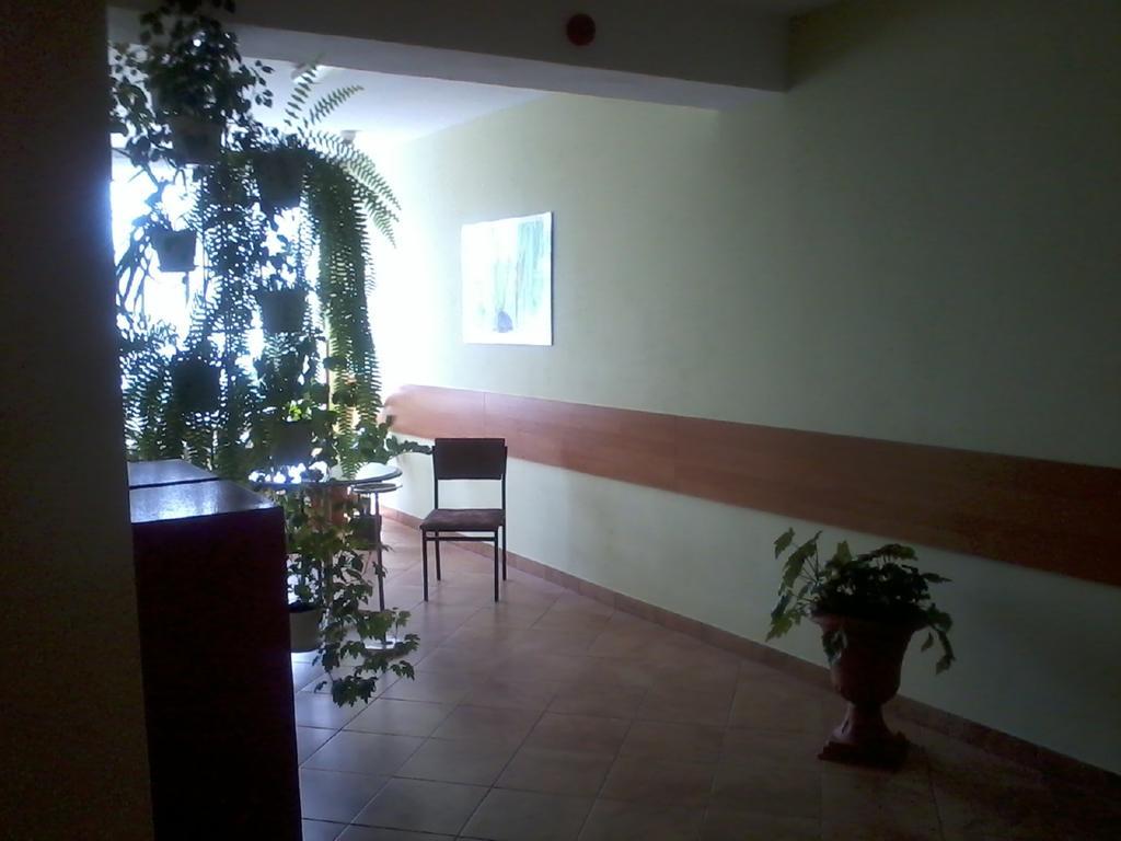 Hotel Odr Sulechów Kültér fotó