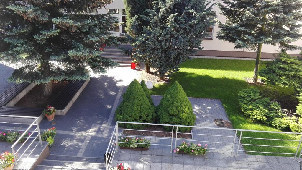 Hotel Odr Sulechów Kültér fotó
