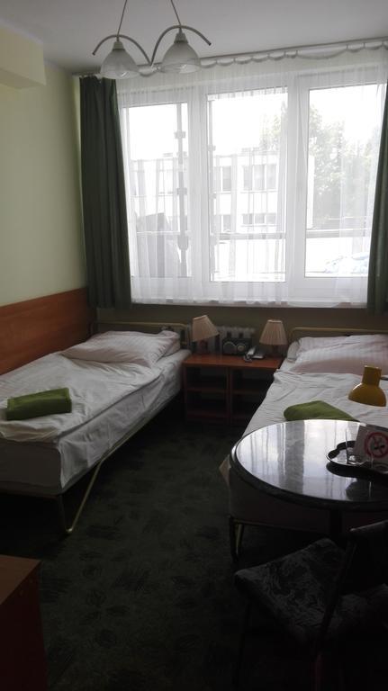 Hotel Odr Sulechów Kültér fotó
