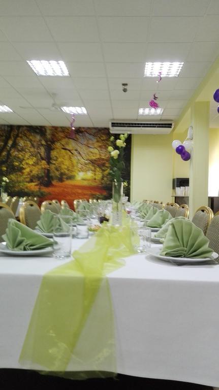 Hotel Odr Sulechów Kültér fotó